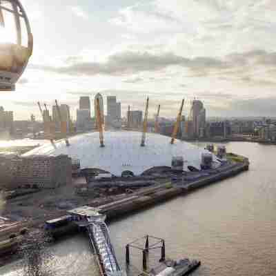 倫敦碼頭區皇冠假日飯店 Hotel Exterior