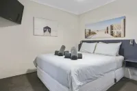 Crown Apartments Hotels near Merimbula Air Services