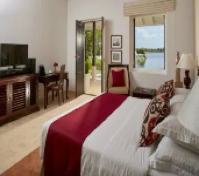EKHO Lake House
