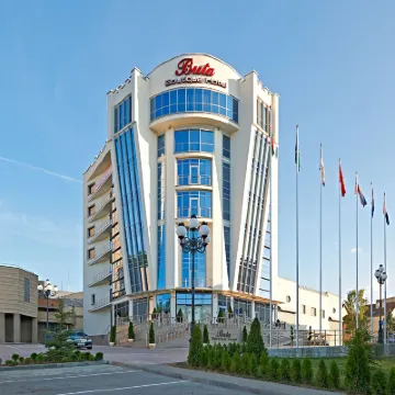 Boutique Hotel Buta Отели рядом с достопримечательностью «Комплекс «Минск-Арена»»