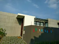 Griya Kubus Hotels in Junrejo