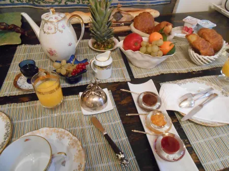 Cocooning Avignon Отели рядом с достопримечательностью «Mairie d'Avignon»