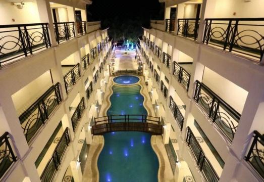 골든 피닉스 호텔 보라카이