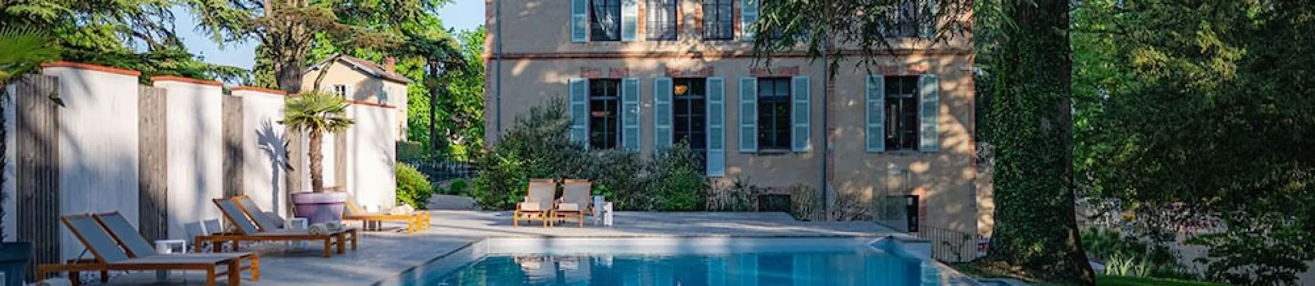 Four-Star Hotels