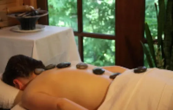 夏日山丘住宿加早餐旅館