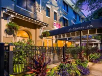 St Charles Inn, Superior Hotel Hotels near Samuel Square