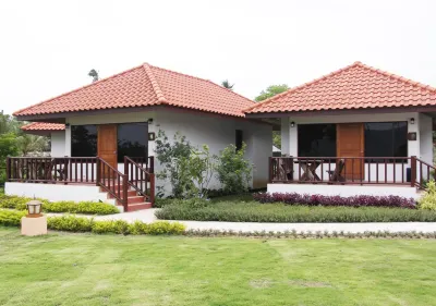 Sailom Resort Bangsaphan
