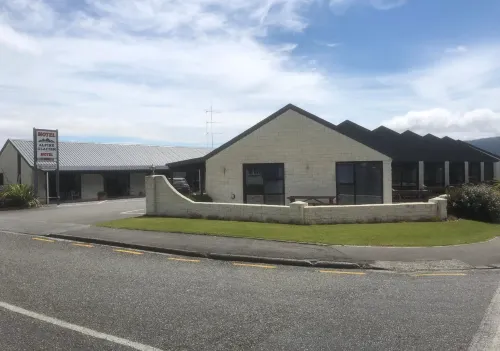 Alpine Glacier Motel Hotels in Franz Josef