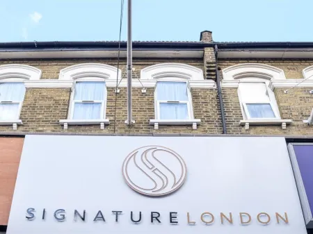 Signature London Отели в г. Редбридж