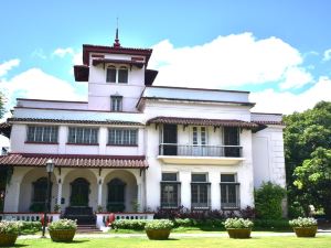 The Henry Suites MiraNila Quezon City