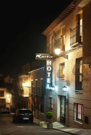 Hotel Martin Отели рядом со станцией Toledo′S Train Station