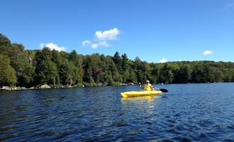 Warbler's Roost Country Inn B&B