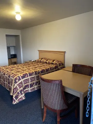 New West Motel Hotels in Des Moine