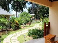 Pirogue Lodge Hotels in Praslin