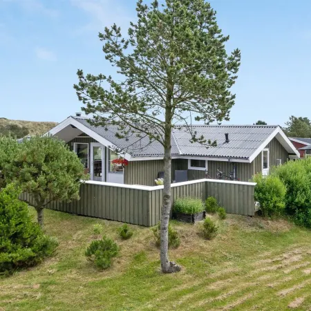 "Arlette" - 1.8km from the Sea