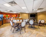 Rodeway Inn & Suites