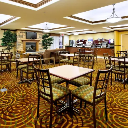 Holiday Inn Express & Suites FRESNO NORTHWEST-HERNDON by IHG