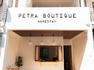 Petra Boutique Donmuang