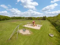 "Halla" - 200m to the Fjord Hotels in Skjern