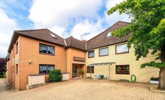Hotel am Stern Uelzen - Housity