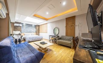 Gildong Argo Hotel