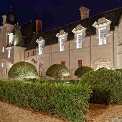 Relais & Chateau Louise de La Valliere Hotel Exterior