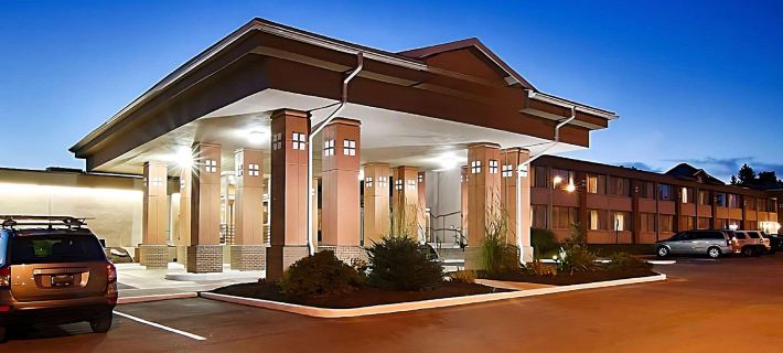 Quality Inn & Suites East Syracuse - Carrier Circle Hotels in De Witt
