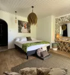 Maison Taina
