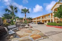Super 8 by Wyndham Houston Hobby Airport South Hotels in Harris County