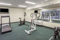 Baymont by Wyndham Hickory - gimnasio