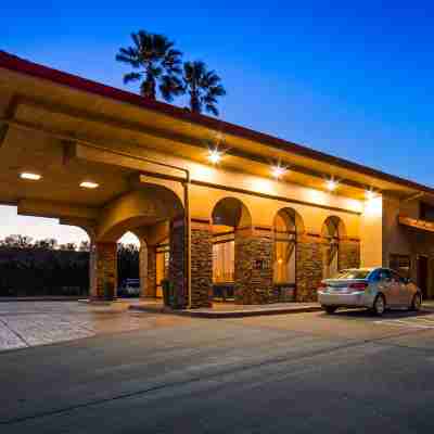Best Western Plus Executive Inn  Suites Hotel Exterior
