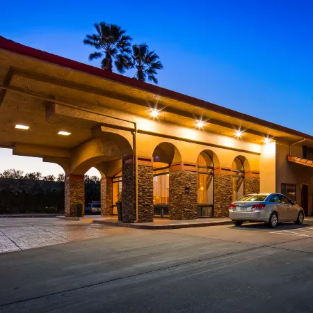 Best Western Plus Executive Inn Suites