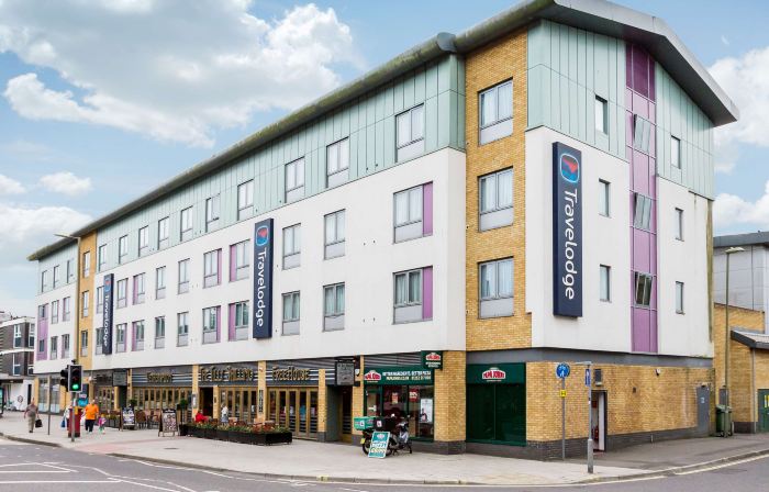 Travelodge Farnborough Central