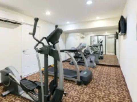 Super 8 by Wyndham Decatur/Dntn/Atlanta Area Hotels in Decatur