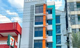 Lea Robert Hotel Angeles Pampanga by RedDoorz