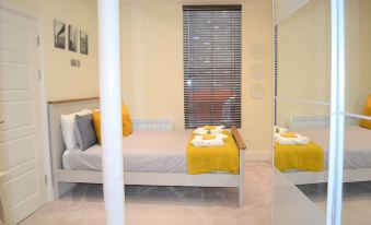 OnPoint Apartments - Deluxe Apartment City Centre Ideal Location!