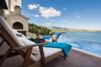 Luxury at Villa Cama - Your Dream Vacation Rental! - Villas