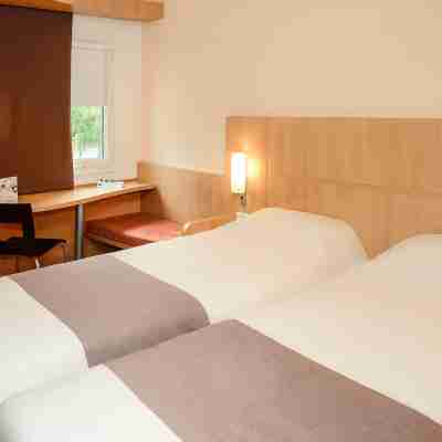 Ibis Styles Rouen Parc Expo Zenith Rooms