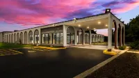 Red Roof Inn & Conference Center Chicago – N Aurora/ Naperville Hotels in North Aurora