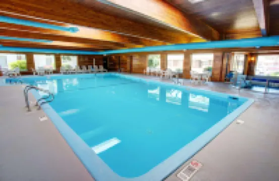 Country Inn & Suites by Radisson, Traverse City, MI