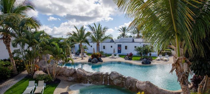 R2 Romantic Fantasia Suites - Adults Only Hotéis em Maxorata