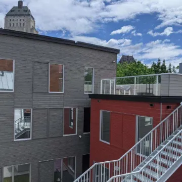 Hotel Atypiq Отели рядом с достопримечательностью «Пляс Ройяль»