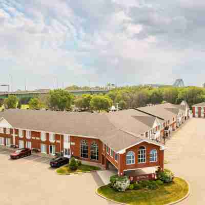 Les Suites de Laviolette Ascend Hotel Collection Hotel Exterior