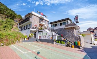 Geoje Hakdong Pension