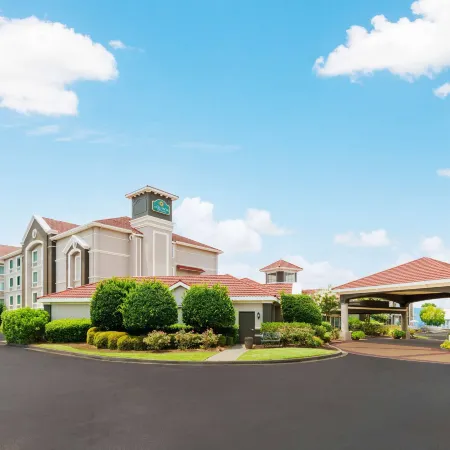 La Quinta Inn & Suites by Wyndham Myrtle Beach Broadway Area