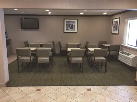 La Quinta Inn & Suites by Wyndham Stevens Point