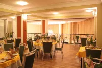 Swiss Inn Nexus Hotel - فطور