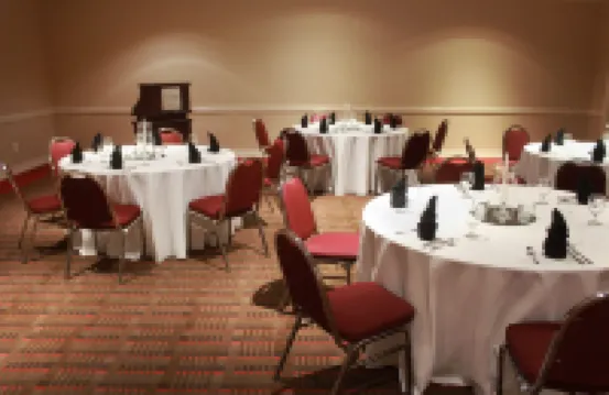 Four Points by Sheraton Kansas City Airport