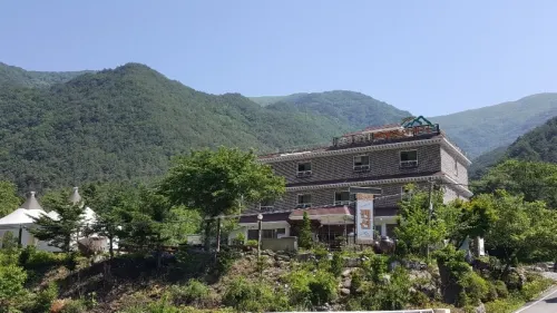 Jeongseon Gariwangsan Pension