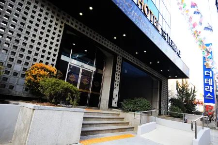 Gwangju Hanam Hotel the Terrace Отели рядом с достопримечательностью «1913 Сонджёнский рынок станций»